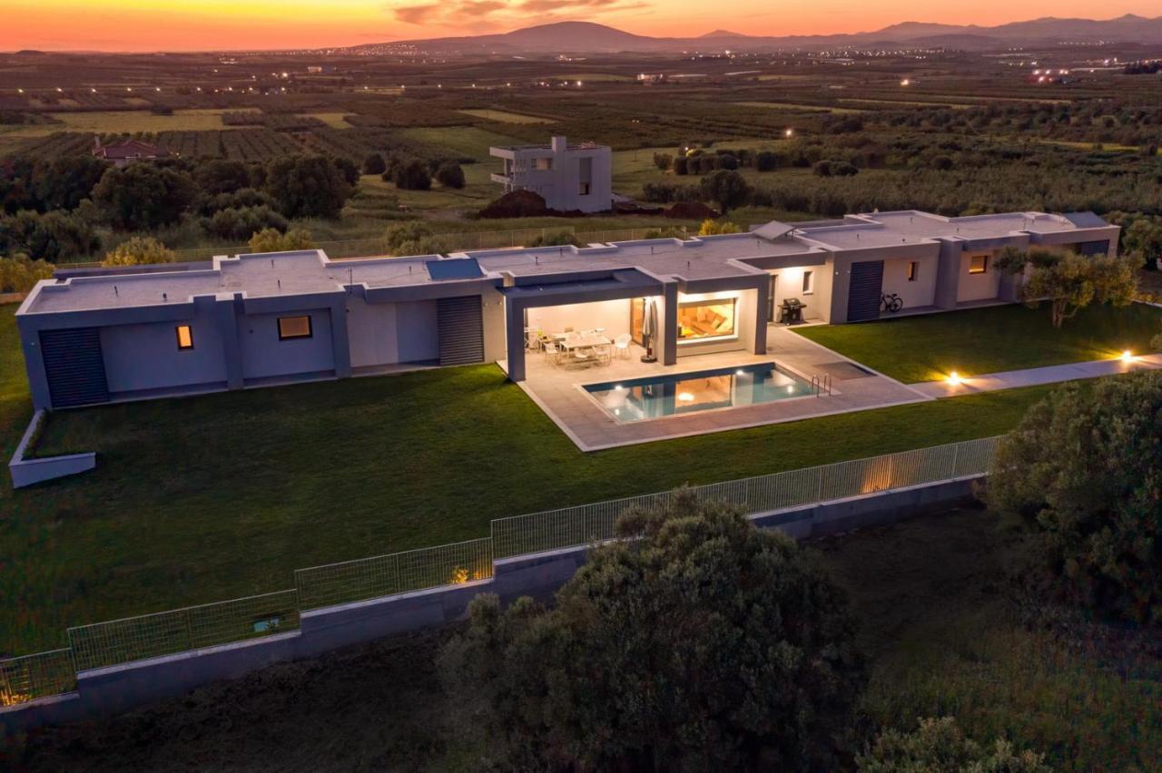 Merelia Luxury Villas - Halkidiki Nea Moudania Exterior photo